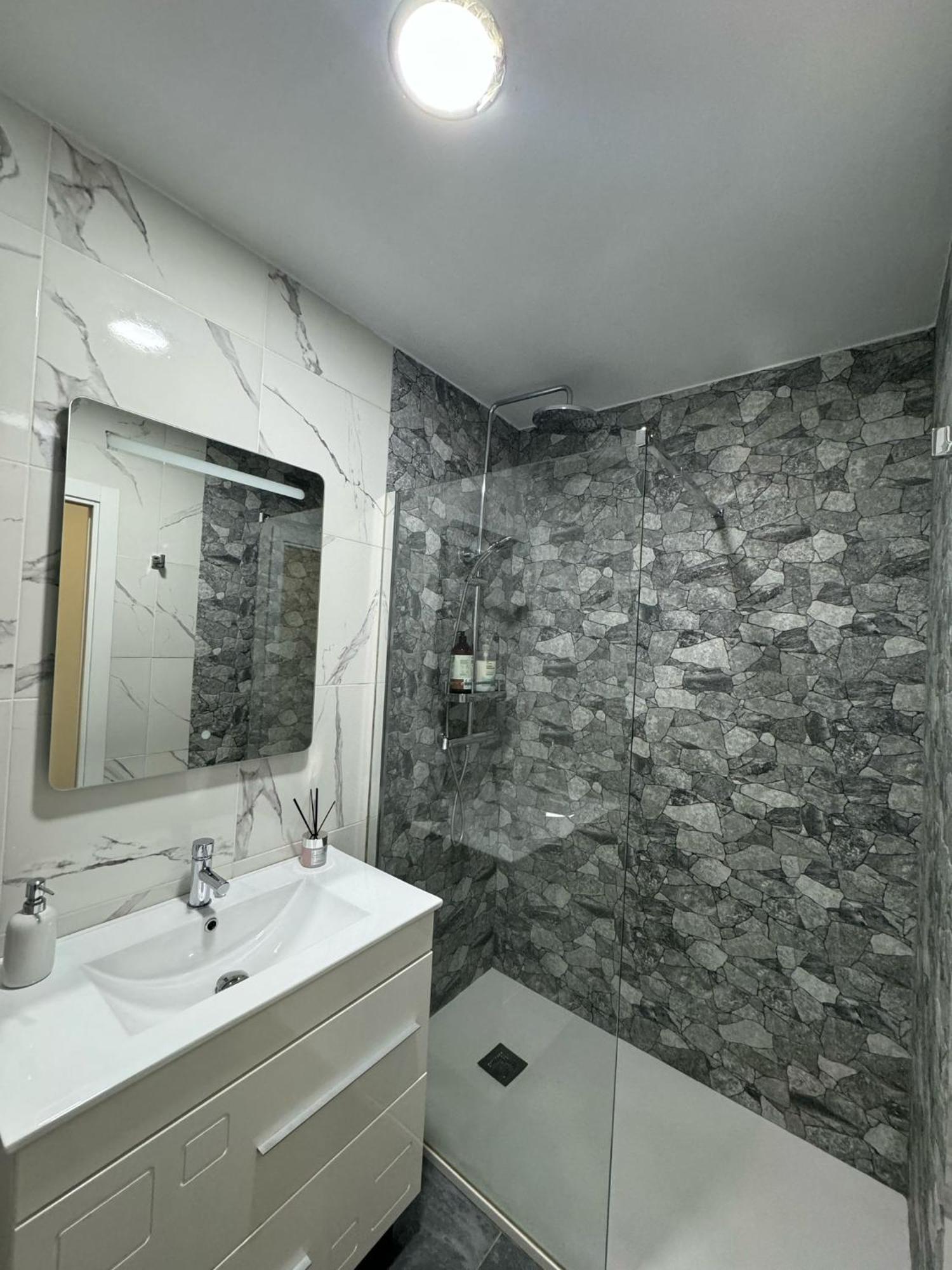 Апартаменти Piso Nuevo A 10 Minutos De San Sebastian Lasarte Oria Екстер'єр фото